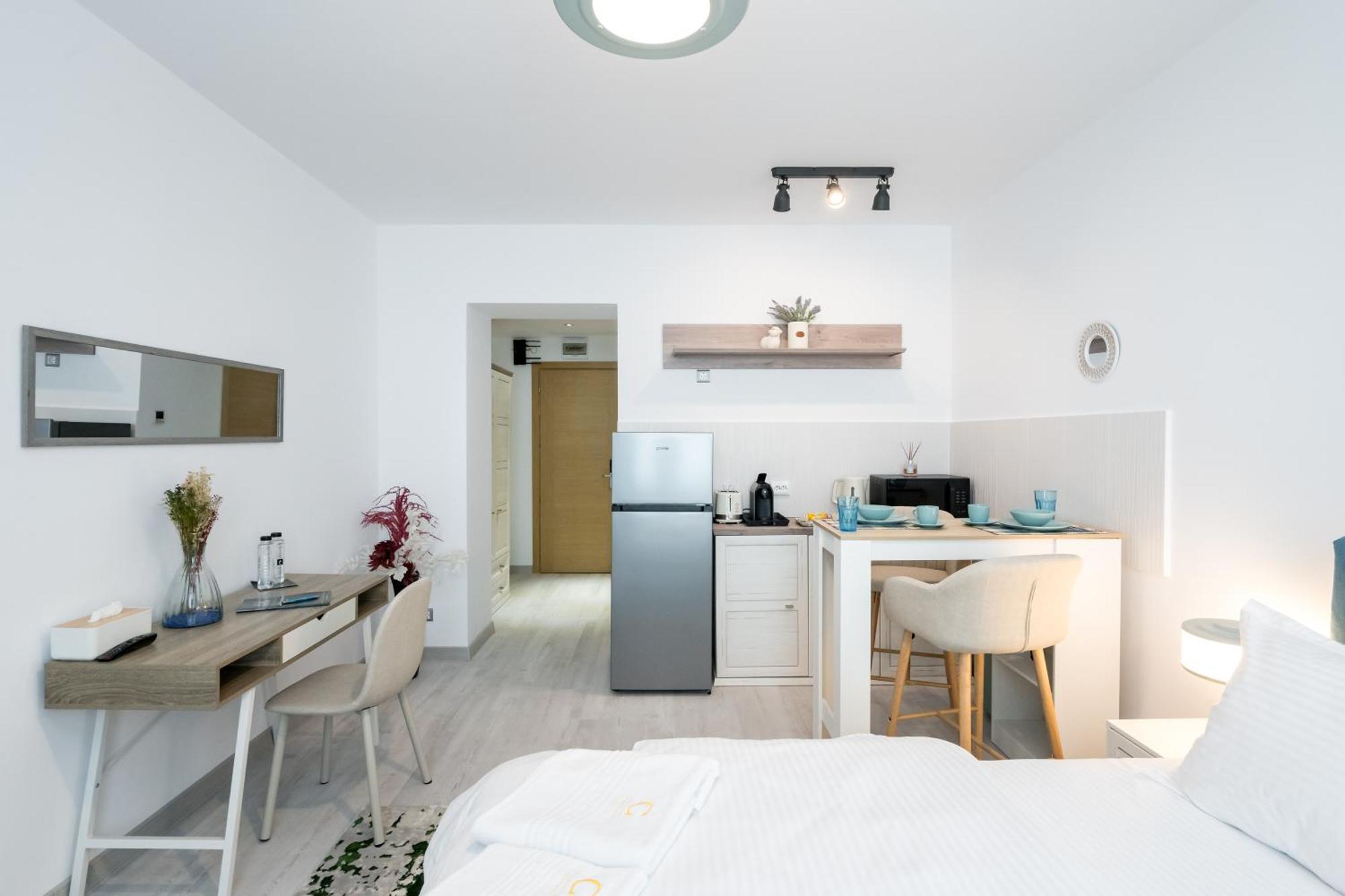 Apartamento Charlotte Grand Bucarest Exterior foto